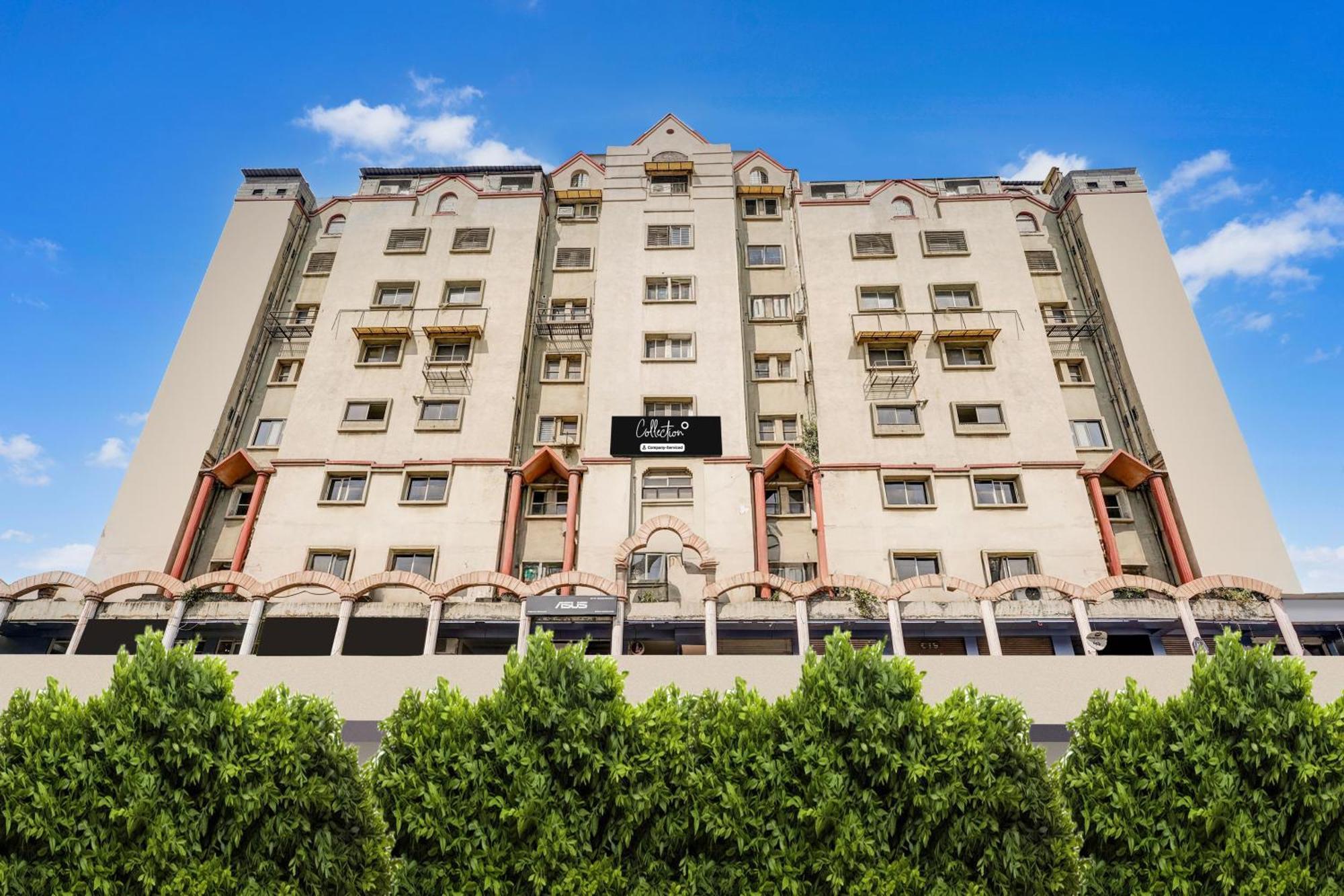 Super Collection O Maninagar Near Railway Station Formerly A1 Residency Ахмедабад Экстерьер фото