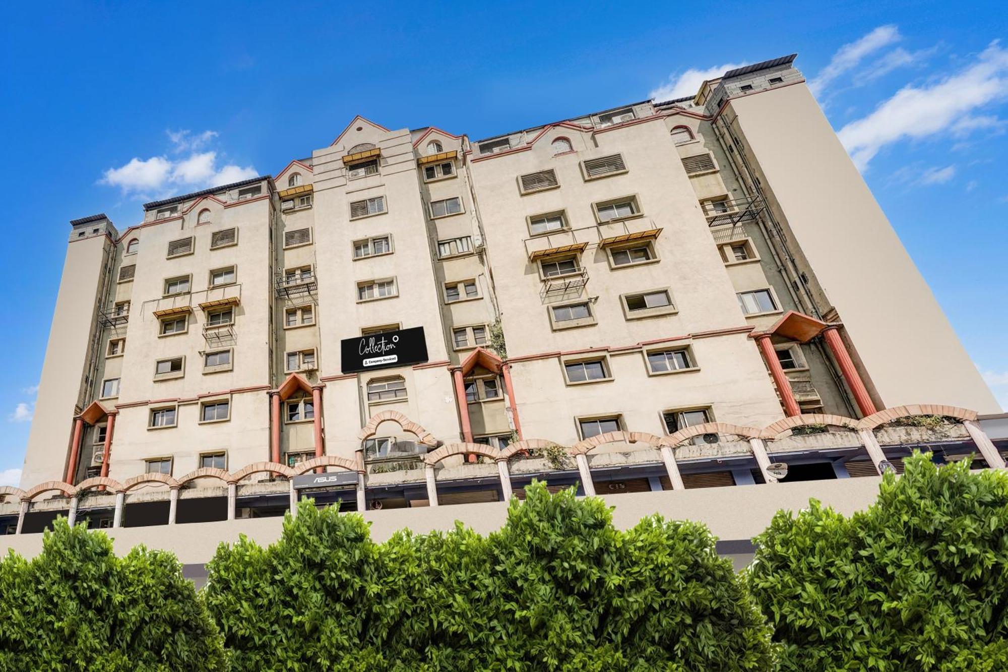 Super Collection O Maninagar Near Railway Station Formerly A1 Residency Ахмедабад Экстерьер фото